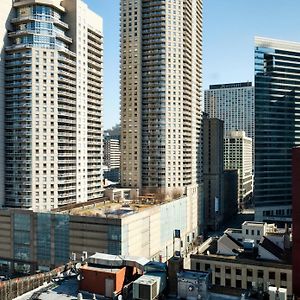 Aloft King Room City View